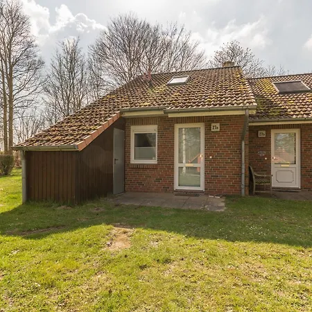 Holiday home Urlauberdorf 27a
